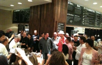 Lucian Bute a petrecut ieri alături de echipă, de familie şi de cei dragi