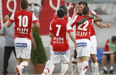 Dinamo - FCM Tîrgu Mureş e liveVIDEO pe gsp.ro de la 20:20