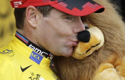 Evans l-a umilit pe Schleck şi nu mai poate pierde Tricoul Galben