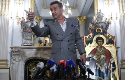 Puci ratat la Palat! » Becali a încercat să strîngă voturi anti-Dragomir