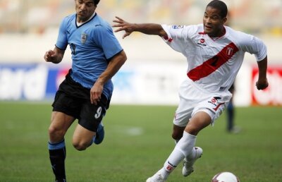 Peruanii "au învăţat" fotbal într-o lună » Au ajuns în Top 25 după ce s-au aflat lîngă România în clasamentul FIFA