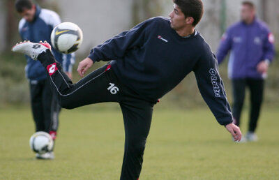 Una caldă, două reci pentru Dinamo: Luchin vine, Găman şi Bărboianu blocaţi!