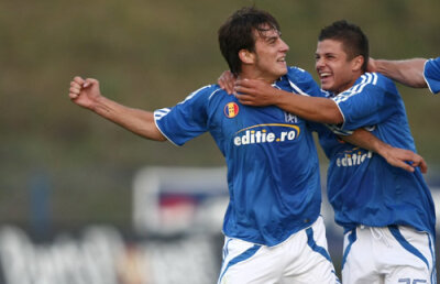 Condiţiile lui Giovanni: Aduce olteni, dar pe bani!