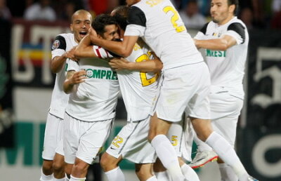 Echipele din Cluj au început în forţă » CFR şi "U" au maximum de puncte şi nu au primit nici un gol