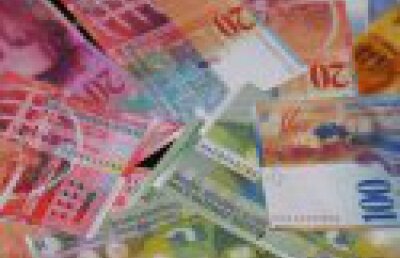 Francul elvetian a atins un nou record, pentru prima data peste pragul de 4 lei