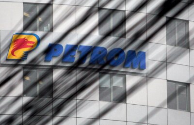 Petrom a vândut mai puţină benzină, dar mai scumpă