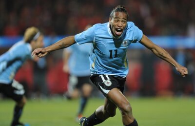 Euforie la CFR » Chelsea dă 30 de milioane de euro pe Alvaro Pereira! Află cît ar primi clujenii!