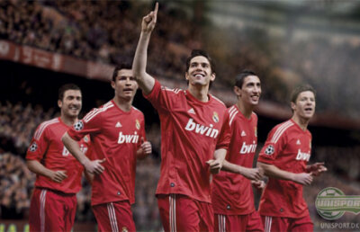 FOTO » Adversarii lui Real Madrid vor vedea roşu în faţa ochilor! Iată noul echipament al lui Ronaldo&co!