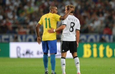 Radu Cosaşu despre problemele Seleção » Criza braziliană