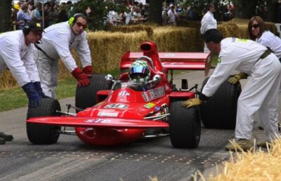 Sunetul a 62 de ani de F1. În trei minute.