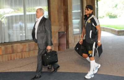 FOTO » Vasluienii au ajuns la Praga » Viorel Hizo poate conta şi pe Wesley