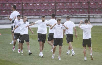 FOTO Echipa lui Cristi Pustai are o singură soluţie contra austriecilor: "La atac din startul meciului"