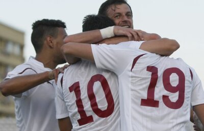 VIDEO Victorie cu emoţii pentru echipa lui Răzvan » Ceahlăul - Rapid 1-2