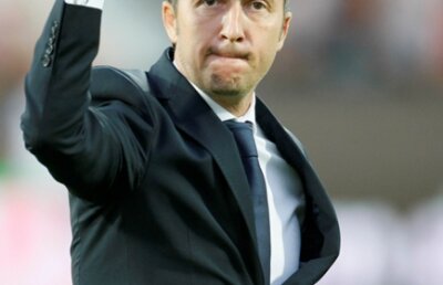 MM Stoica îi înţeapă pe dinamovişti: "Noi jucăm în Europa League, ei se uită la televizor" :D