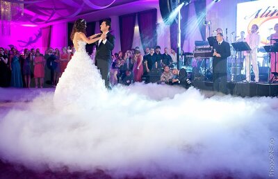 FOTO & VIDEO » Vezi cum a petrecut Cristi Borcea la nunta cu Alina!