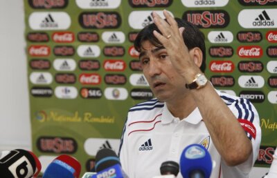 Piţurcă dezminte că ar avea afaceri cu patronul Astrei: ”Nu favorizez fotbaliştii!” :X