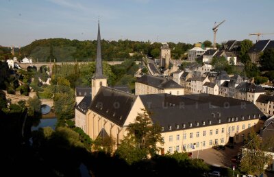GALERIE FOTO Prietenii noştri, luxemburghezii » În 2005 şi în 2007 am păşit cu ajutorul lor în EUROPA