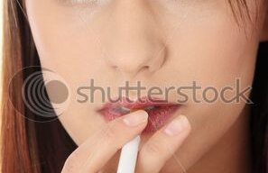 Lasă-te de fumat cu ţigarea electronică!