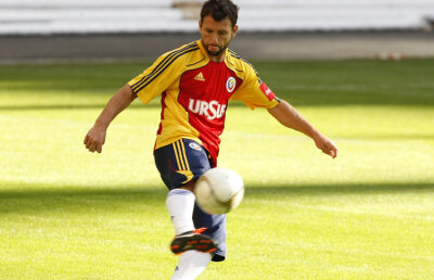 Cititorii GSP.RO au găsit soluţia pentru ca gazonul de pe "National Arena" să nu fie înlocuit :)