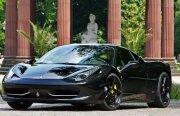 Un Ferrari negru de supărare