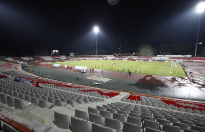 Rapidiştii se gîndesc serios să joace în Ştefan cel Mare meciurile din Europa