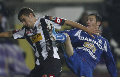 Derby-ul retrogradatelor la masa verde: Gloria Bistriţa - Poli Timişoara, în B după 23 de ani!