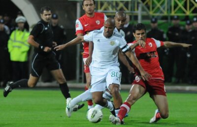 Dinamo cere excluderea din arbitraj a lui Robert Dumitru! Arbitrul recunoaşte că a greşit