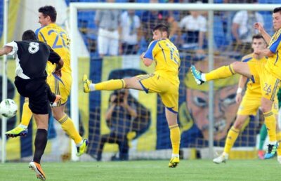 Petrolul a pierdut cu Ceahlăul deşi a avut un om în plus aproape o repriză întreagă » Şah mat în zece