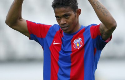 VIDEO Maicon, mai bun decît tot atacul Stelei!