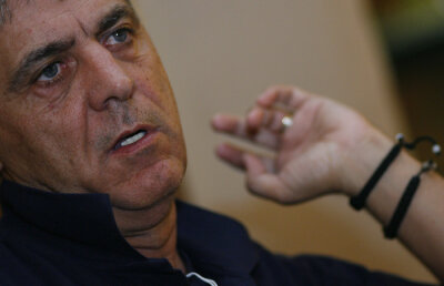 Cîrţu încurajează campioana: "Oţelul poate să scoată un rezultat bun la Basel"