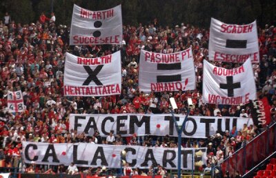 400 de rapidişti şi 200 de "cîini" pe stadion cu o oră înainte de meci :S