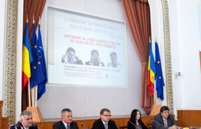 Utilizarea de software fără licenţă îţi poate dizolva firma