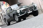 Volvo P1800 cu inimă de Aston Martin