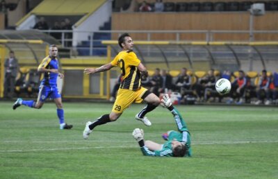 Buga e iar Pele » FC Braşov - Petrolul 1-0