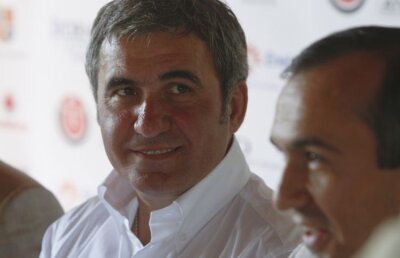 Hagi iubeşte tenisul: "Federer e favoritul meu, după Sampras el e cel mai bun"