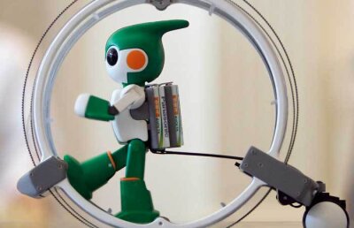 Despre roboţi,  numai de bine