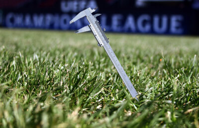 Valencia aplică metoda Mourinho: gazon înalt antiBarcelona