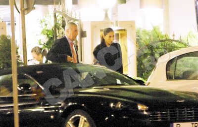 VIDEO! Catalin Tariceanu, prins noaptea cu o bruneta!