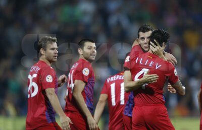 FOTO Steaua merge în optimile Cupei, după 4-0 cu Sănătatea Cluj