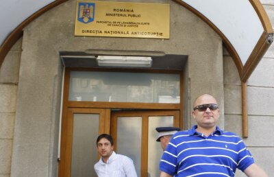 Mititelu: "Sandu a încălcat legea! A retrogradat Craiova pe regulamentele făcute de el"