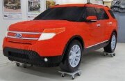 Un Ford Explorer din LEGO