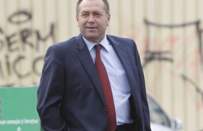 Avocatul lui Vasile Avram acuzat de "favorizare a infractorului". Are interdicţie să părăsească ţara!