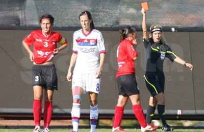 FOTO » Fotbalul e şi pentru fete! Campioana Europei la feminin, Olympique Lyon, a făcut spectacol cu Olimpia Cluj