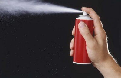 Inovatii in materie de sex: Prezervativul spray!