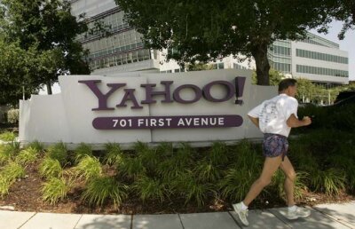 Alibaba vrea să cumpere Yahoo
