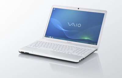 Sony Vaio seria E – Voinicul în armură albă