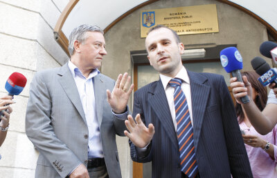 Noi stenograme în dosarul lui Avram: Ţerbea s-a întîlnit şi cu Mircea Sandu