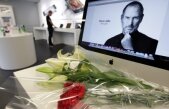 Americanii îl omagiază pe "vizionarul" Steve Jobs