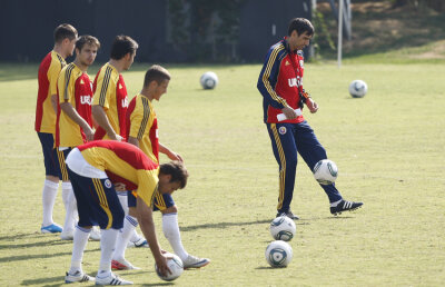 Tamaş şi Gardoş sînt incerţi » Asta e echipa probabilă cu Albania