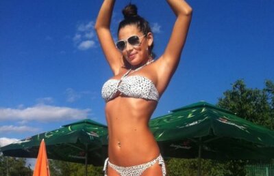 VIDEO! Exercitii pentru abdomen plat cu Roxana Vancea